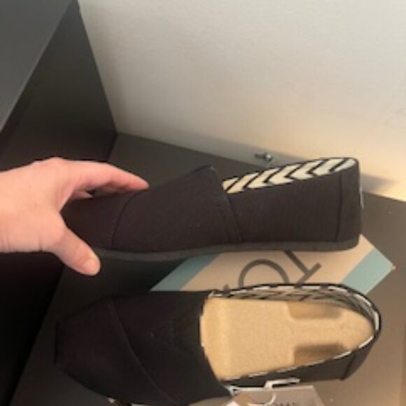 BNWT TOMS Black Cotton Canvas 8.5 W - Picture 5 of 7
